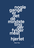 plakat: nogle gange er det de mindste ting der fylder mest i hjertet - lapis blue-Børnebogsfigur-A1two3