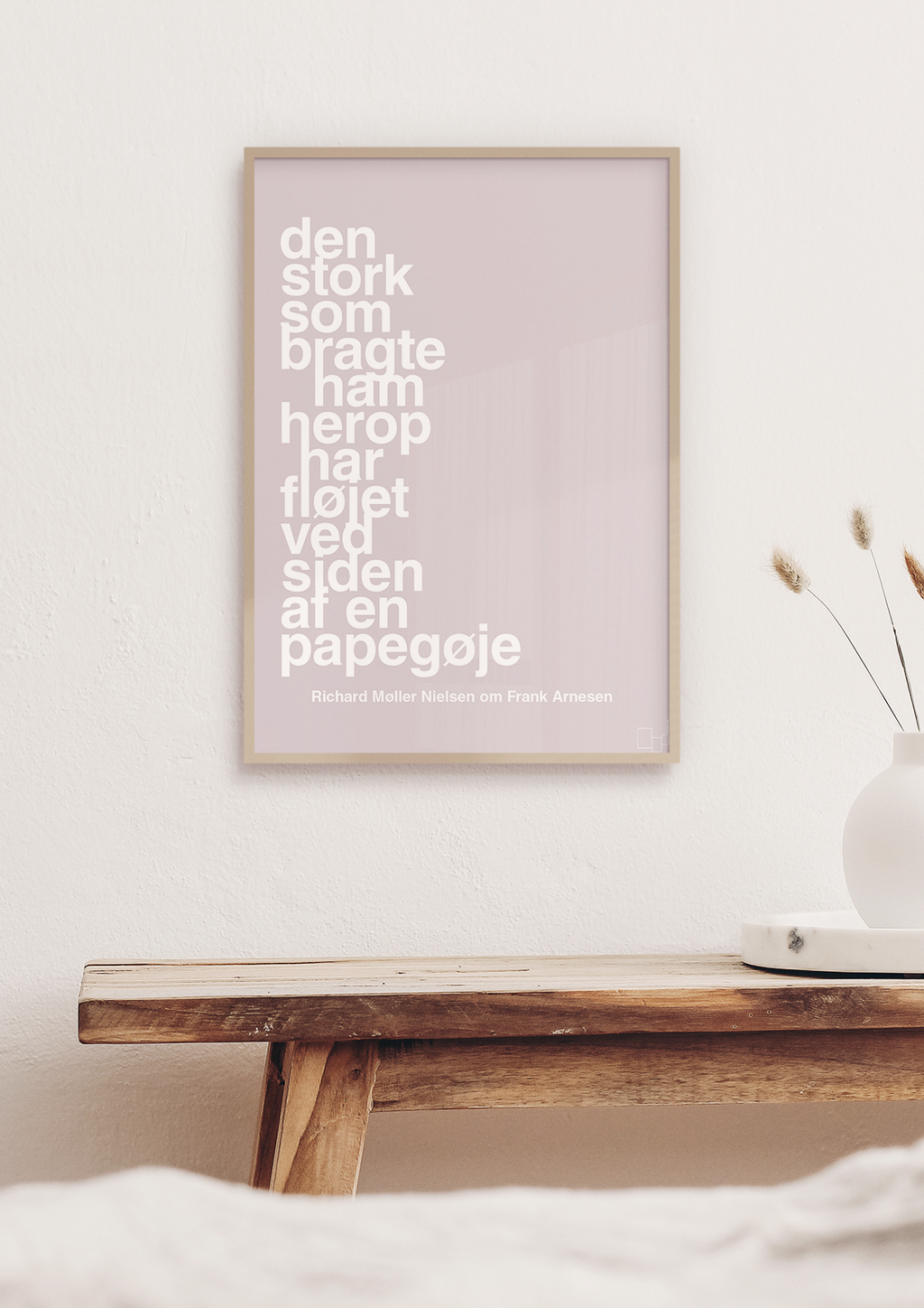plakat: den stork som bragte ham herop har fløjet ved siden af en papegøje - light drizzle-Fodbold-A1two3