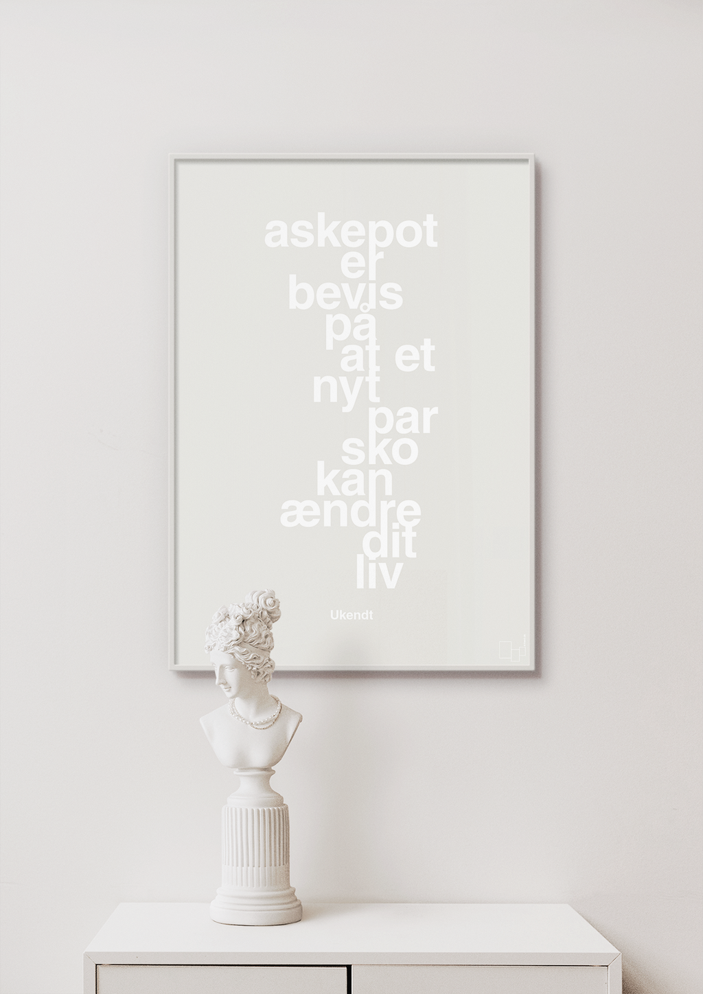 plakat: askepot er bevis på at et nyt par sko kan ændre dit liv - cider spice-Mode-A1two3