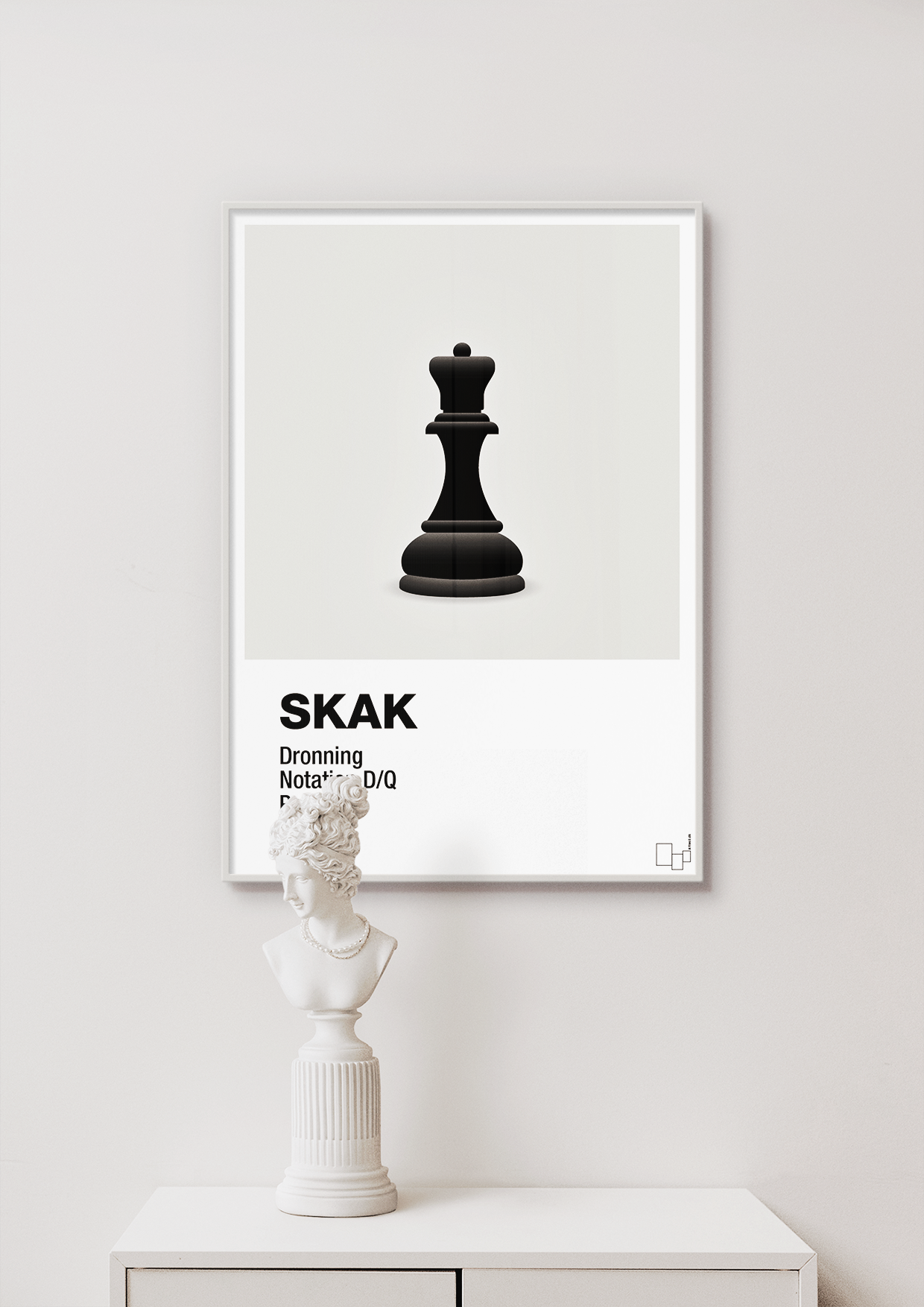 plakat: spillebrikken dronning i sort - graphic charcoal-Brætspil-A1two3