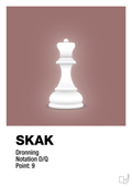 plakat: spillebrikken dronning i hvid - plum-Brætspil-A1two3