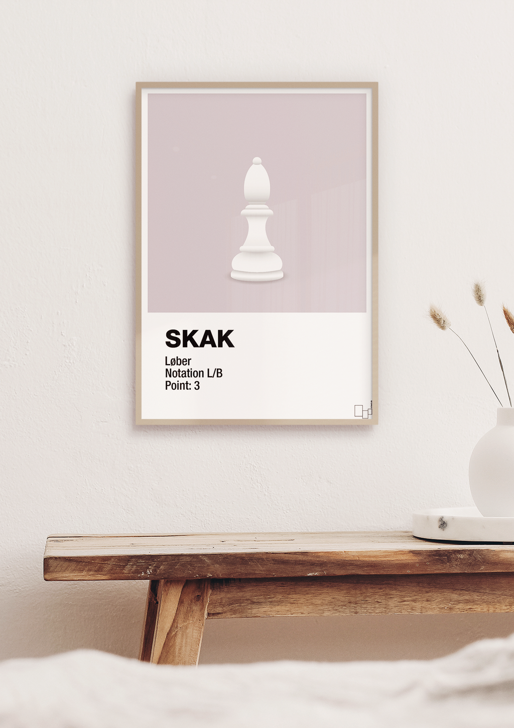 plakat: spillebrikken løber i hvid - powder-Brætspil-A1two3