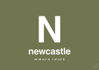 plakat: byplakat newcastle med koordinater - secret meadow-Byer-A1two3