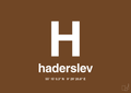 plakat: byplakat haderslev med koordinater - dark brown-Byer-A1two3