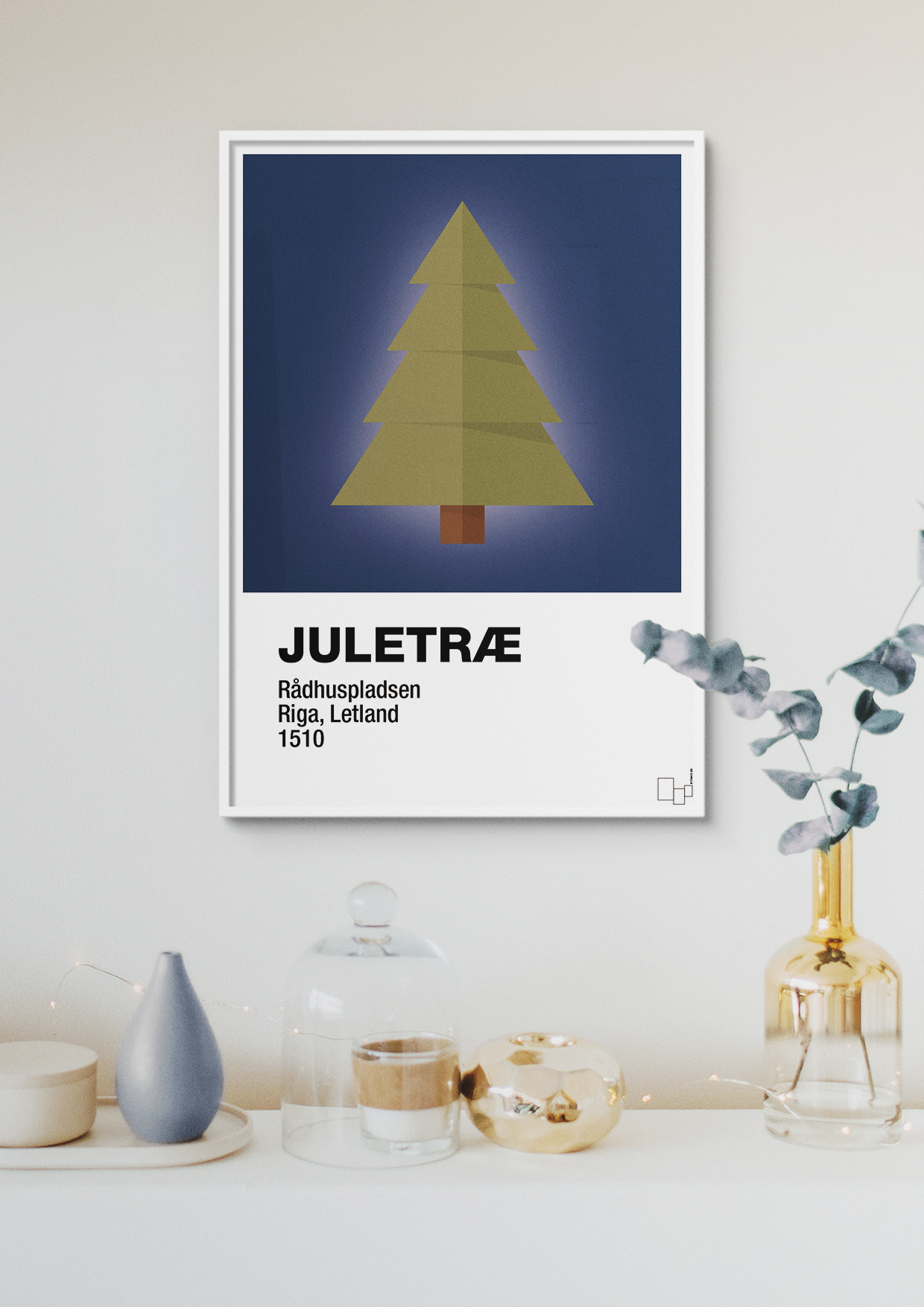 plakat: julepynt juletræ - graphic charcoal-Jul-A1two3